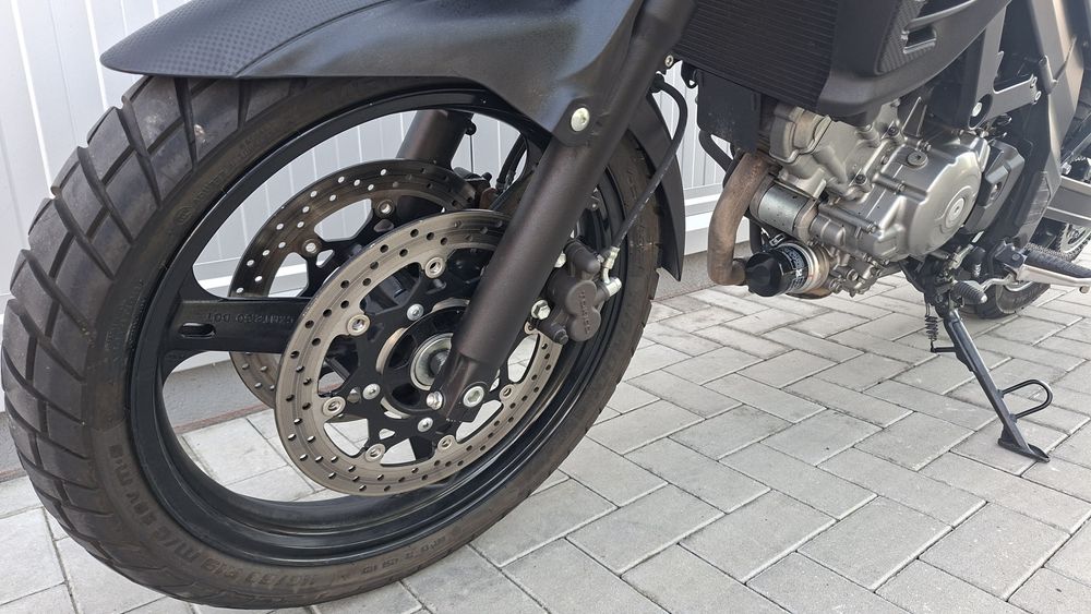 MotoFly vinde Suzuki DL650 V-Strom an 2015