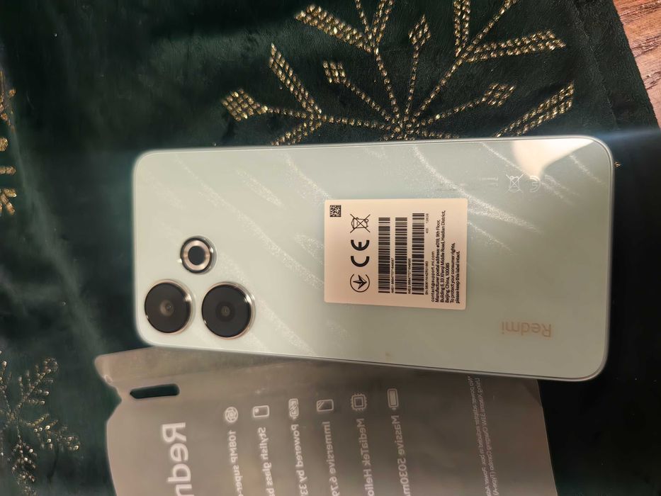 Xiomi Redmi 13 чисто нов