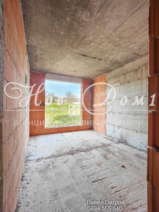 Съвременна сграда Две самостоятелни стаи Близо до спирка и магазин