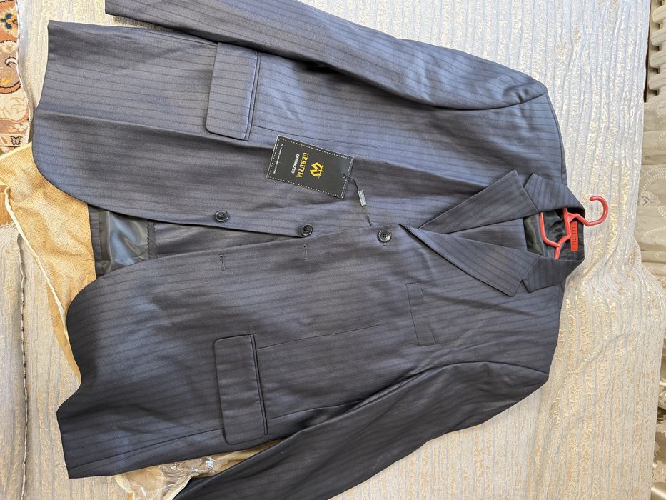 Срочно продам мужские  пиджаки