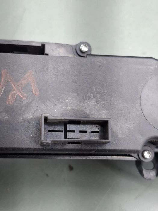 Buton avarie 639 545 44 07 Mercedes-Benz Vito 2006