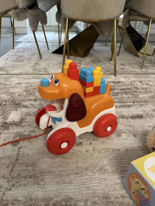 Кученце за теглене Mega Bloks подарък pampers activ baby 5