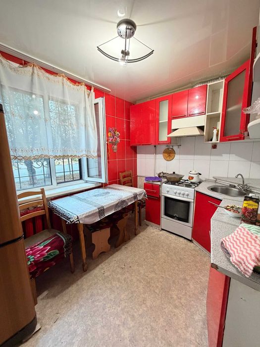 Продам 2х ком в центре