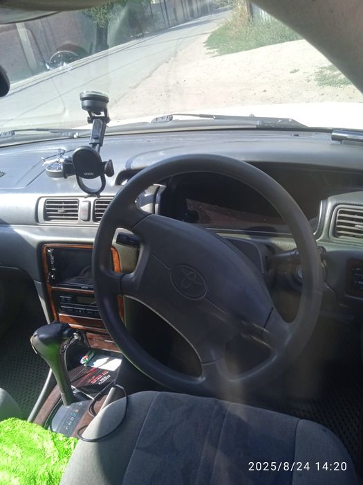 Тайота грация 1997 г