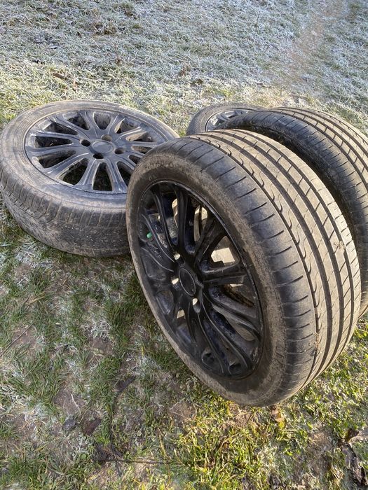 Vând set de roti 195/45 R15