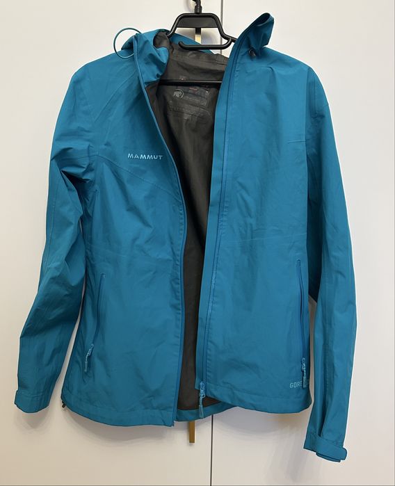 Geaca dama,Mammut Goretex, noua, M, impermeabila, wind stopper
