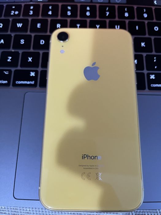 Iphone XR Yellow Edition 64gb stare foarte buna
