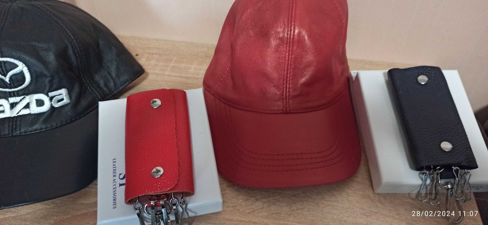 Спортно-елегантни мъжки шапки от естествена кожа!