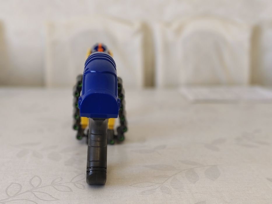 Продам игрушечный автомат