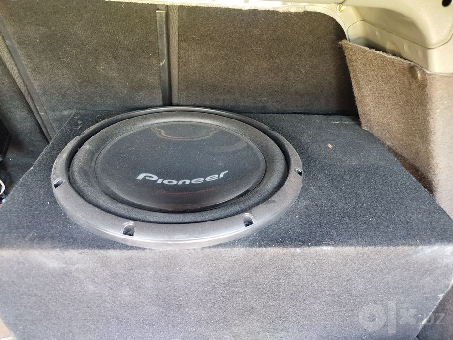 Сабвуфер Pioneer + усилитель Deaf bonce1.800