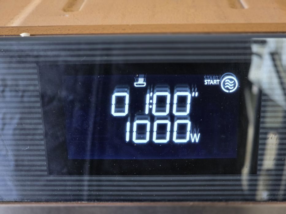 Фурна с интегрирана микровълнова Smeg