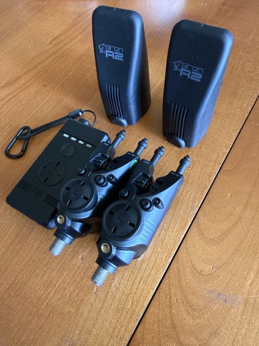Avertizori Nash R2   2 buc + statie