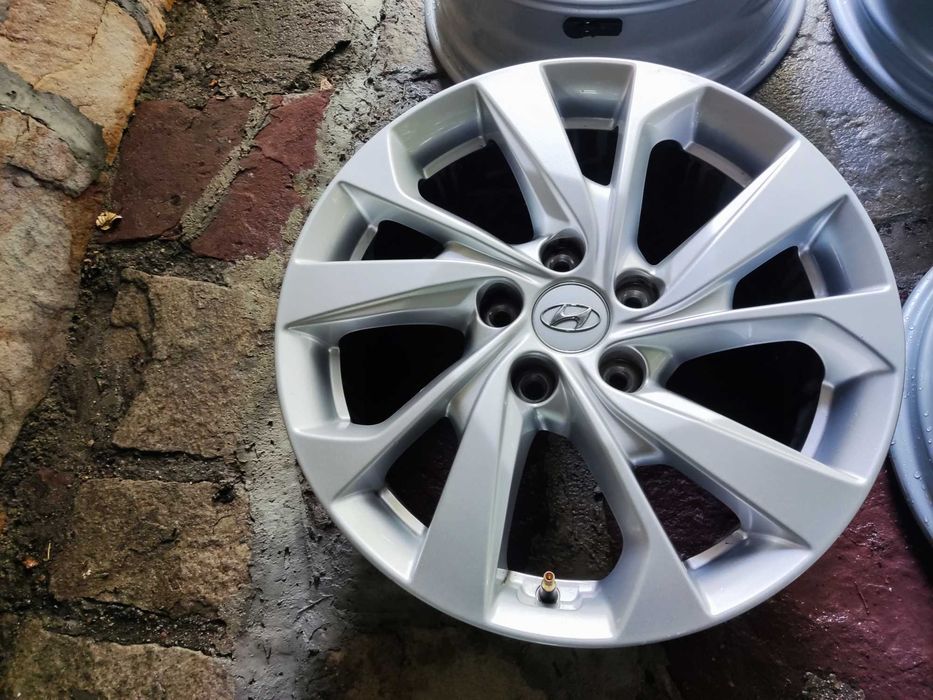 Hyundai 17 цола 5x114,3 оригинални лети джанти 5х114,3 Хюндай