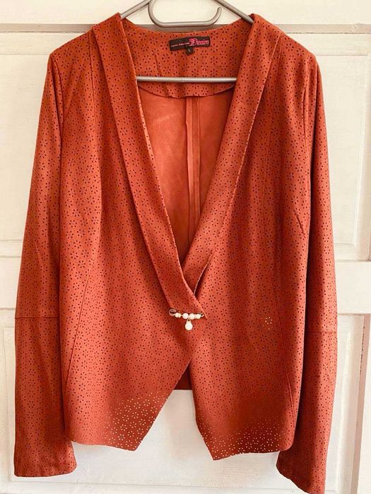 Дамски дрехи M-L, всяко е с цена