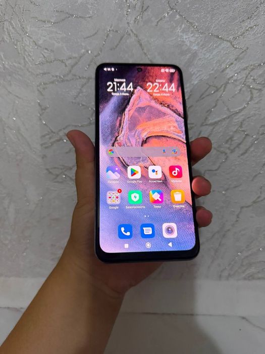 Продам телефон Redmi Note 10 8/128