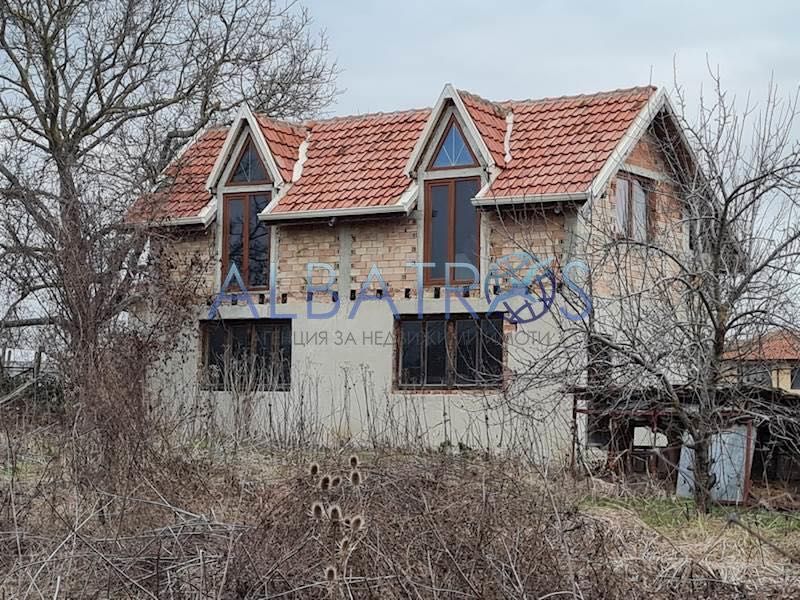 Продава се Къща в с. Горен чифлик, Област Варна - 108 кв.м за 505 €/кв.м - Снимка #1