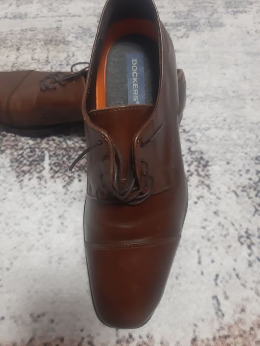 Pantofi din piele Dockers