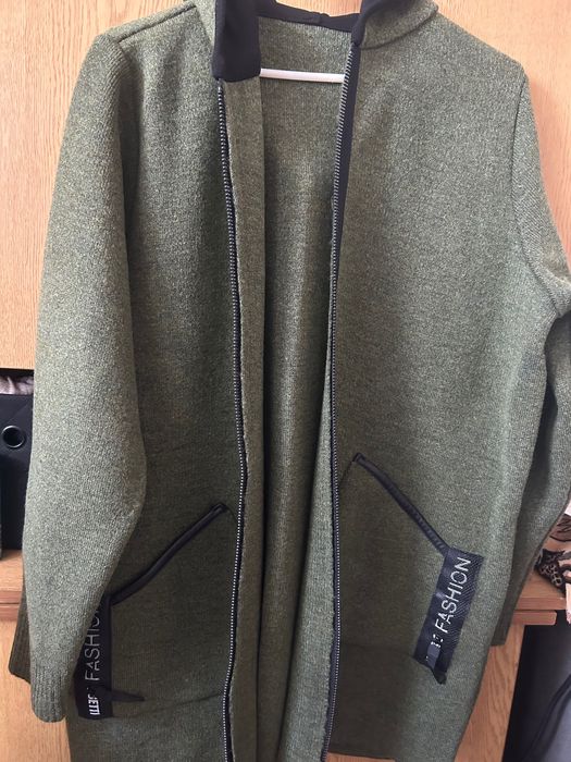 Дамска зелена жилетка