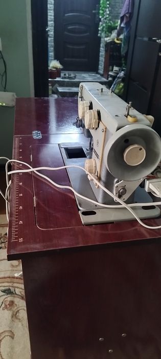 Продаю швейную машинку Подольск