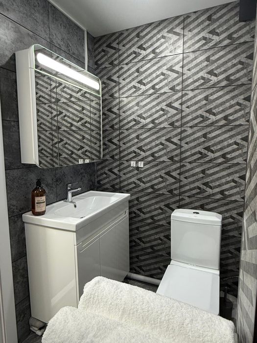 По часам,ночь ,день wi-fi, кондиционер