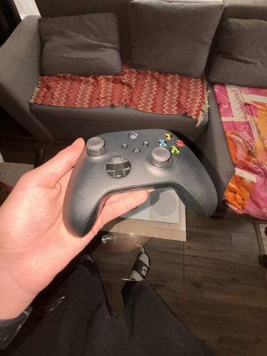 X-box one s cu o maneta