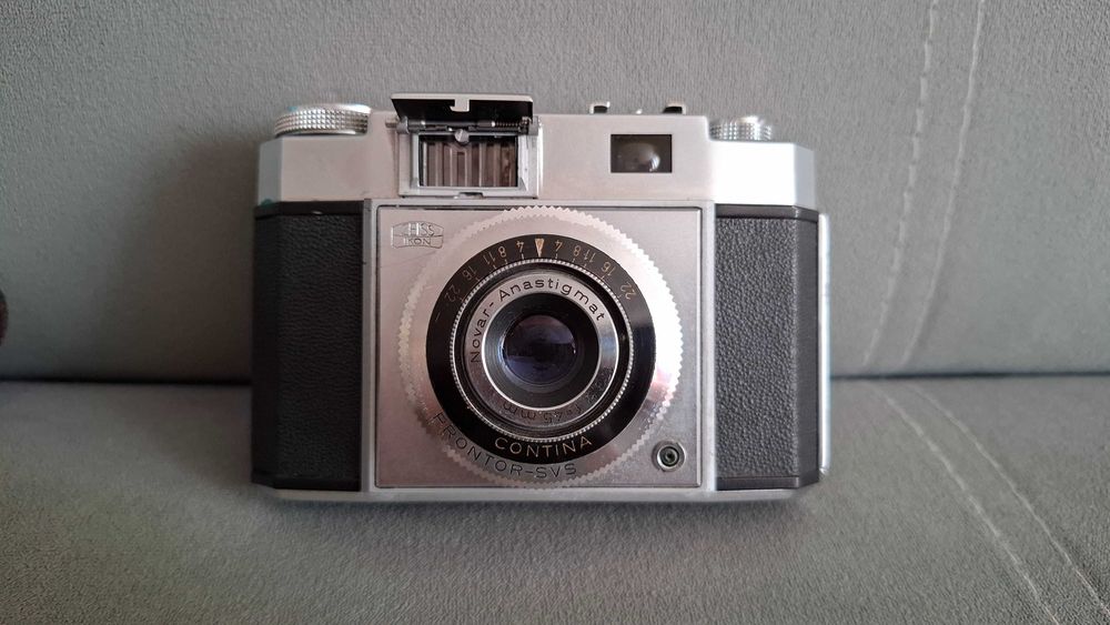 Aparat foto vintage Zeiss Ikon Contina IIa – obiectiv Novar 45mm f/3.5