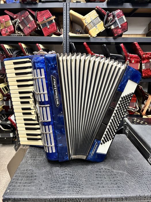 Acordeon nemtesc Weltmeister Diana cu 96 basi