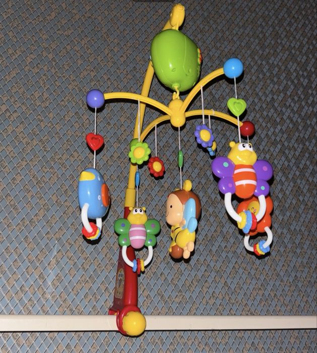 Детский мобиль для кроватки