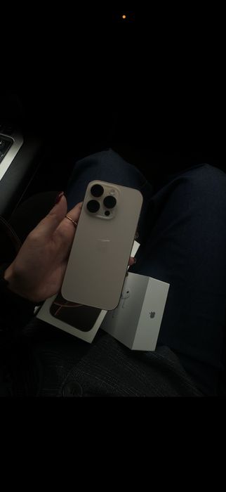 Продам б/у айфон 16 pro 256 с симкартой