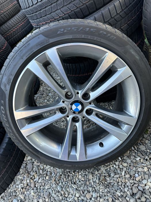 Vand jante pe 18 cu anvelope pirelli iarna 225-45-18