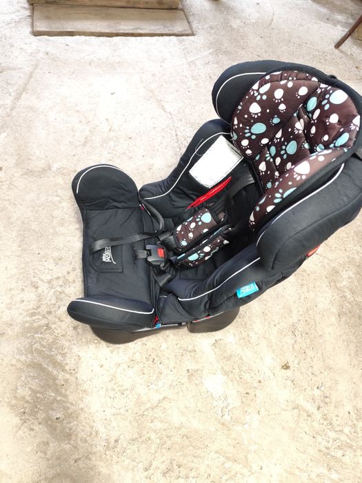 Scaun auto trei pozitii