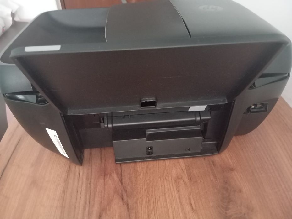 Imprimantă multifuncțională HP DeskJet 3835 Wi-fi cu ADF