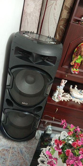 AKAI Sistem Audio DJ-Y5L, 350 W, Bluetooth (Negru