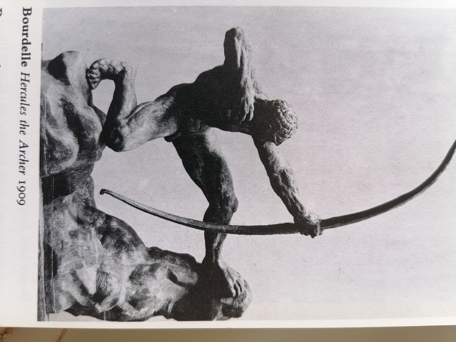 Книгата за изобразително изкуство Dictionary of Arts and Artists