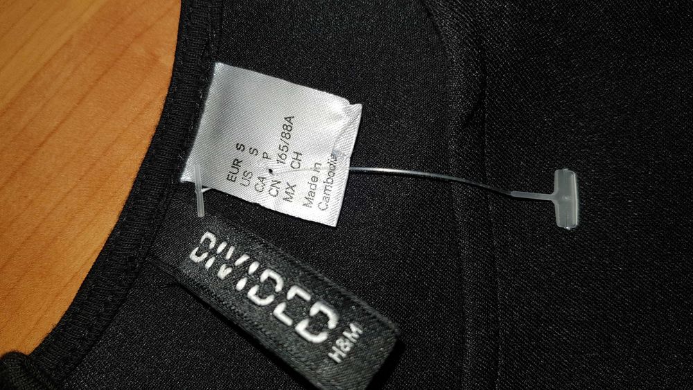 Малки черни рокли 2 модела