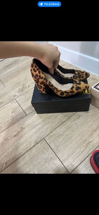 Женс туфли 36 размер сост отл