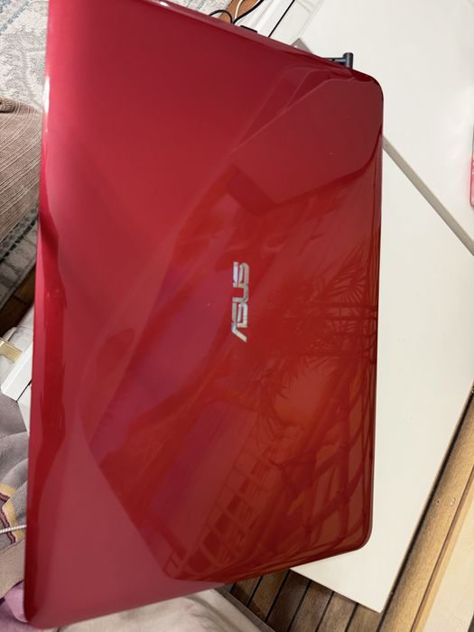 Ноутбук ASUS X556U corei5
