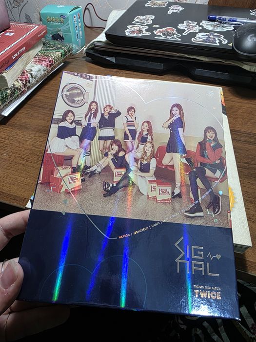 Twice signal альбом