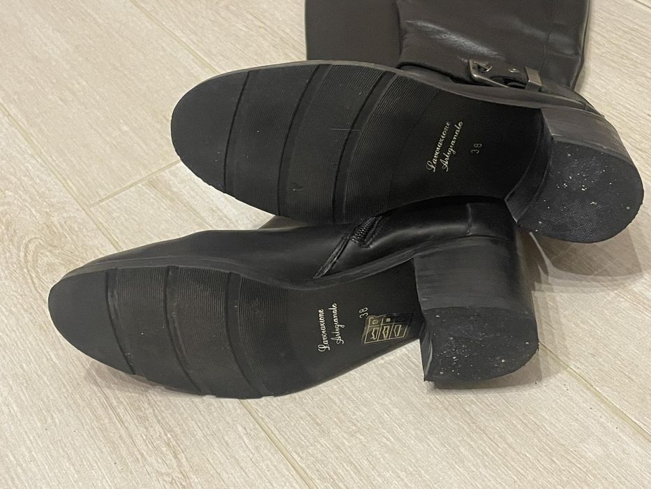 Черни високи ботуши