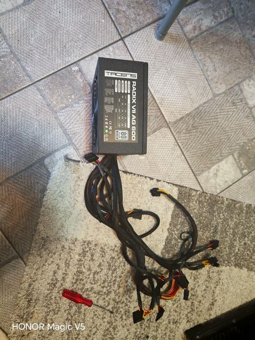 Carcasa segotep, sursa tacens 600w, dvd rw asus