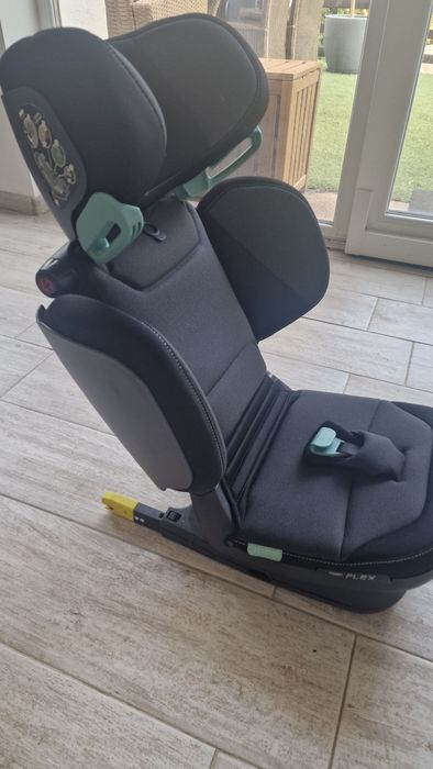Детско столче Peg Perego Viaggio 2-3 Flex i-Size 15-36кг