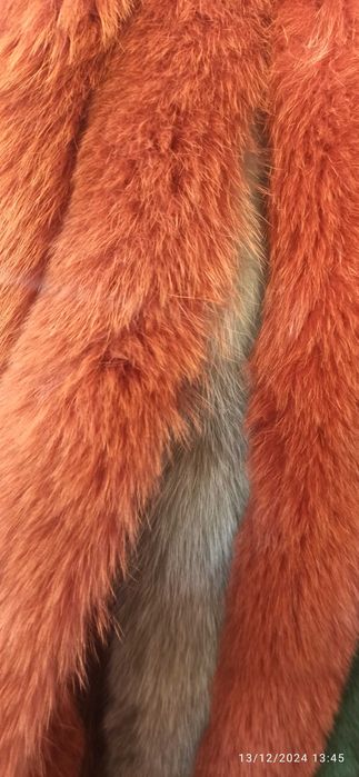 Елегантни дамски естествени  кожи от лисица за яки и качулки!