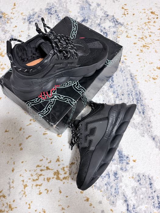 Versace Chain Reaction
