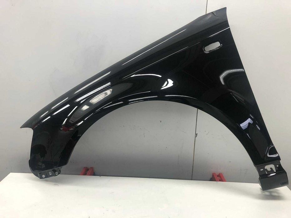 Aripa Fata Stanga Audi A3 8P An 2003-2008 (LZ9Y (Negru))