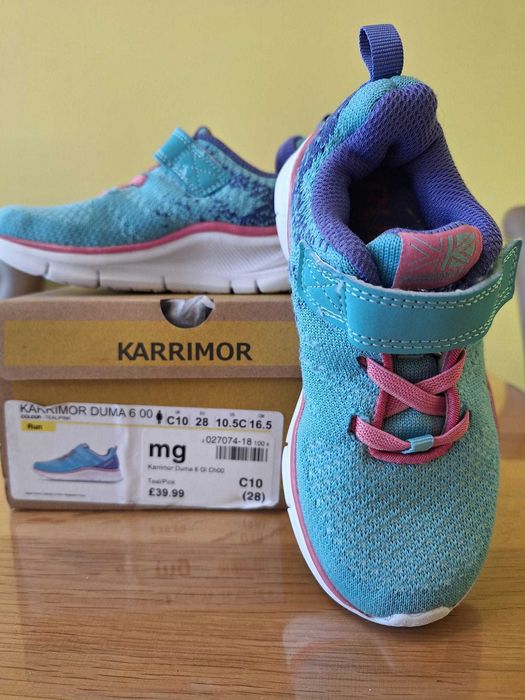 Продавам детски маратонки KARRIMOR за момиче