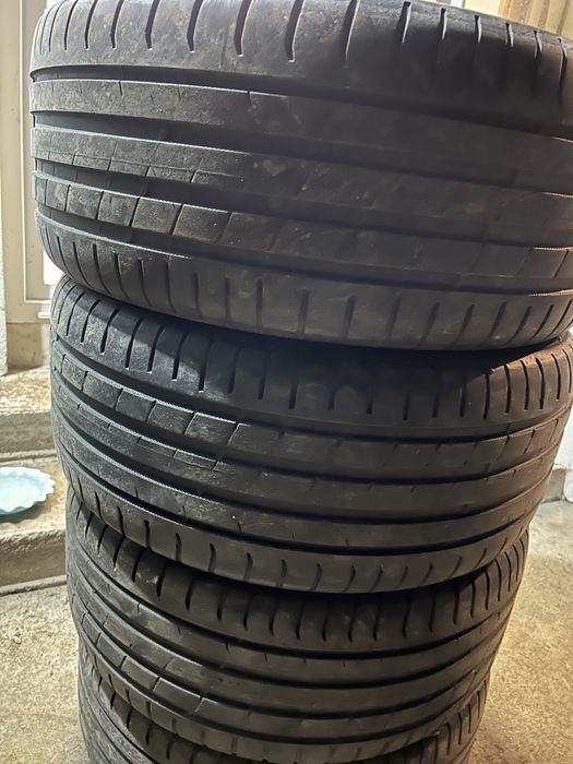 235 40 19 Nokian vara dot 2022