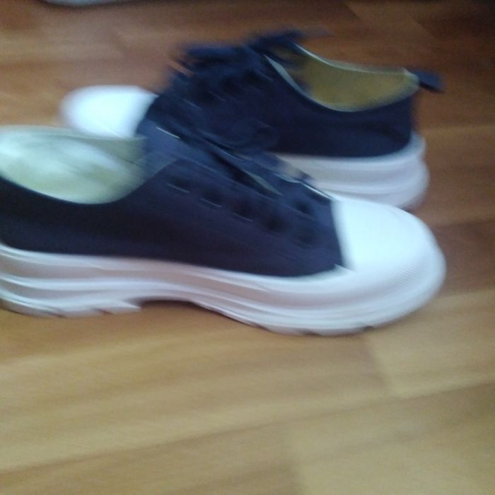 Продам женские кеды 41р