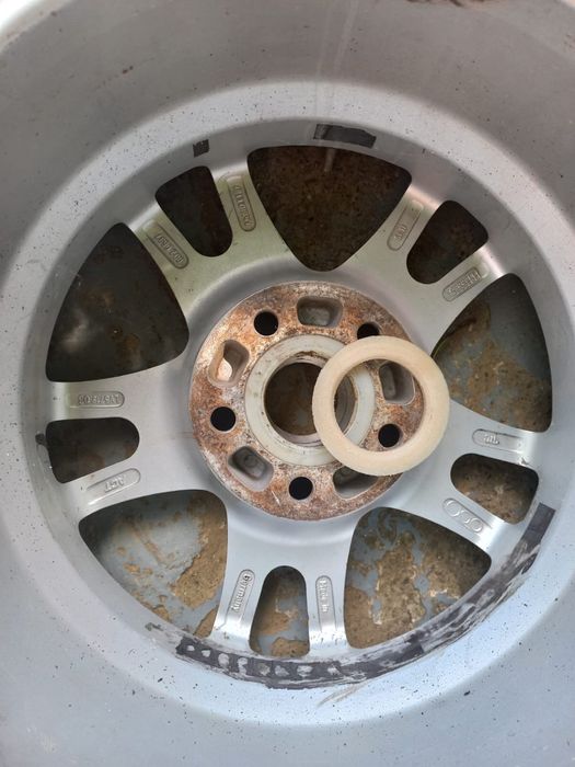jante aliaj 5x112 et 37 r15
