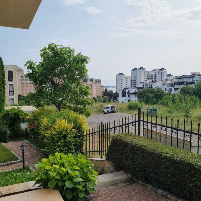 Продавам собствено студио в комплекс Relax Holiday Complex & Spa