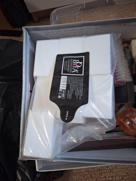 Продам все для маникюра